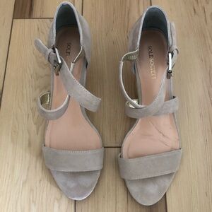 SoleSociety Nude Heels Suede